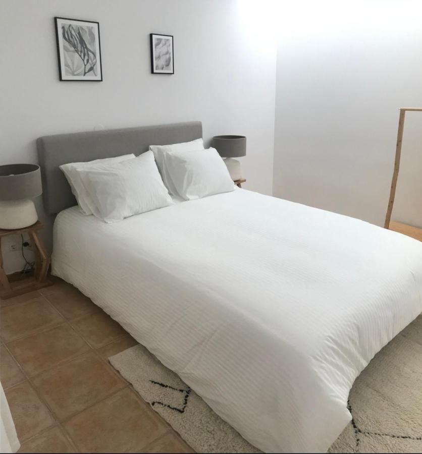 Accommodation In Sesimbra - Two Double Bedroom Exterior photo