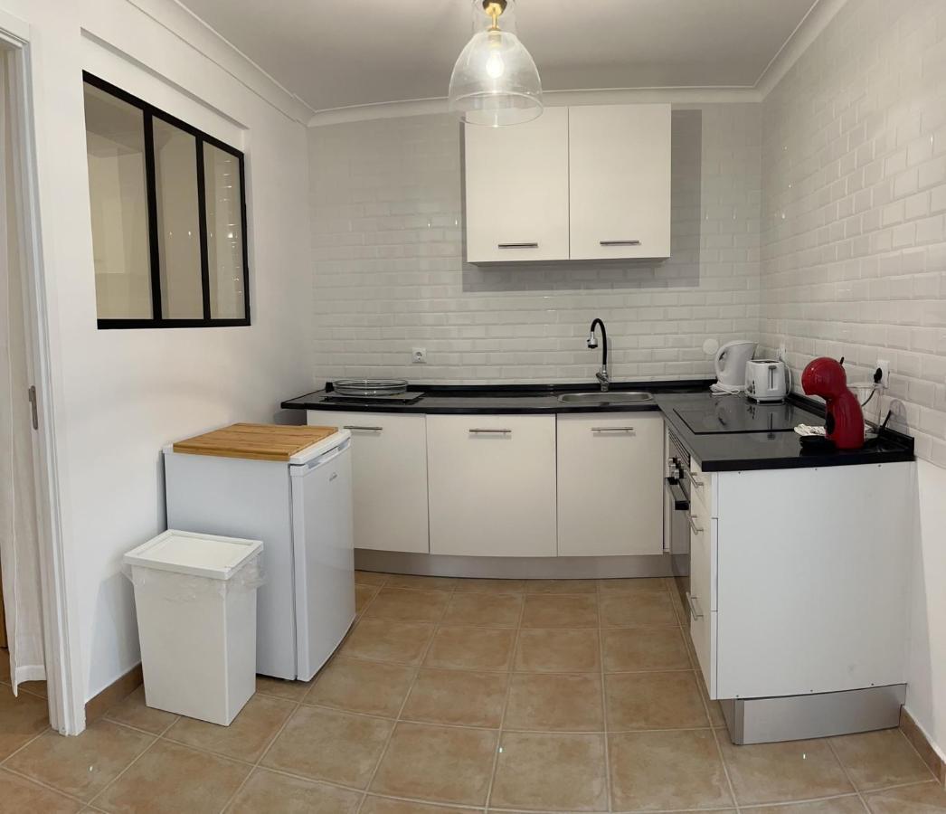 Accommodation In Sesimbra - Two Double Bedroom Exterior photo